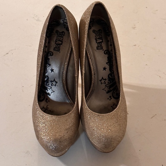 Brash Women's Sexy Gold Glitter High Heel Shoes - Picture 3 of 11